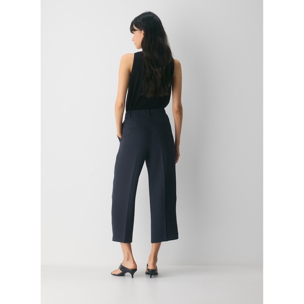 Aritzia Wilfred Effortless Cropped Pant Black High Rise Crepette Size 16 NWT - Picture 3 of 12